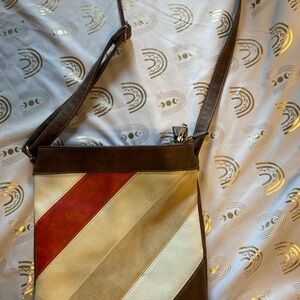 Vintage-Inspired Brown and Cream Messenger Bag